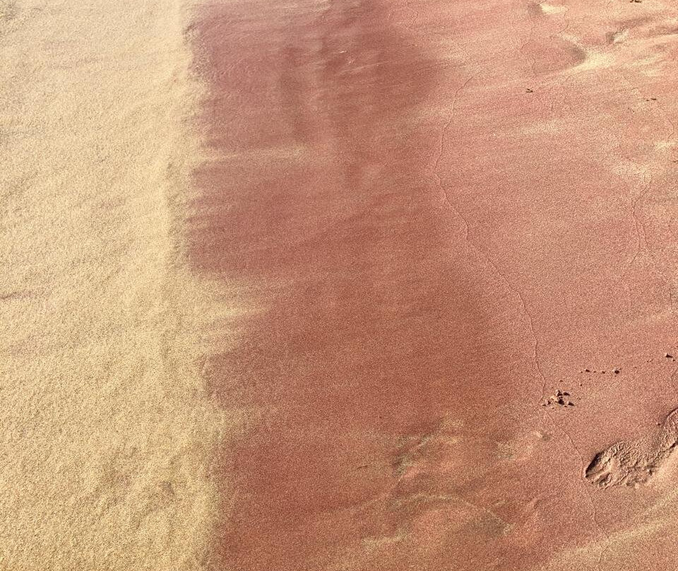 Forno Beach-布基亚斯必去景点