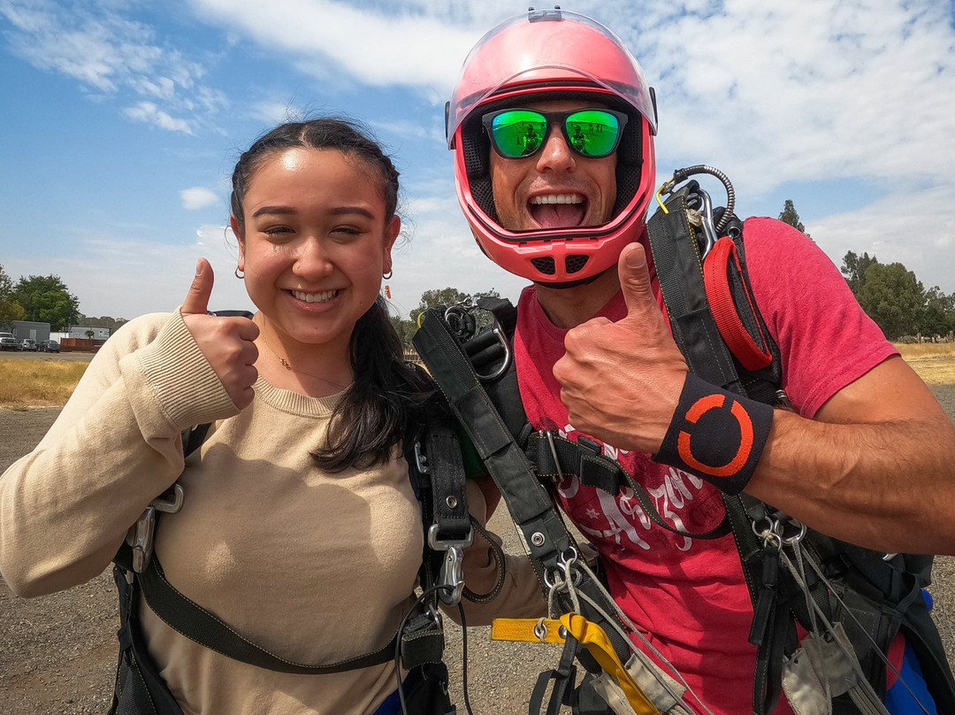 SkyDance SkyDiving-戴维斯必去景点