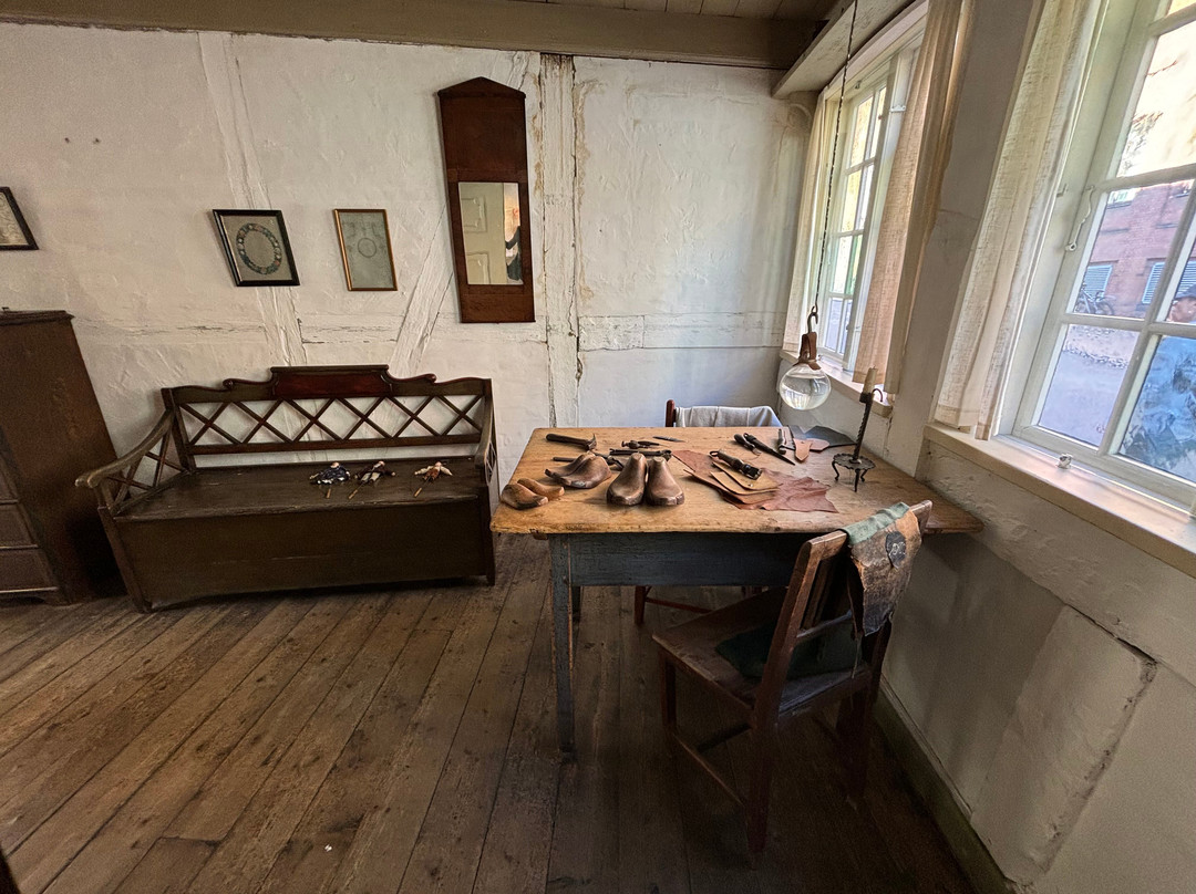 Hans Christian Andersen's Childhood Home-欧登塞必去景点