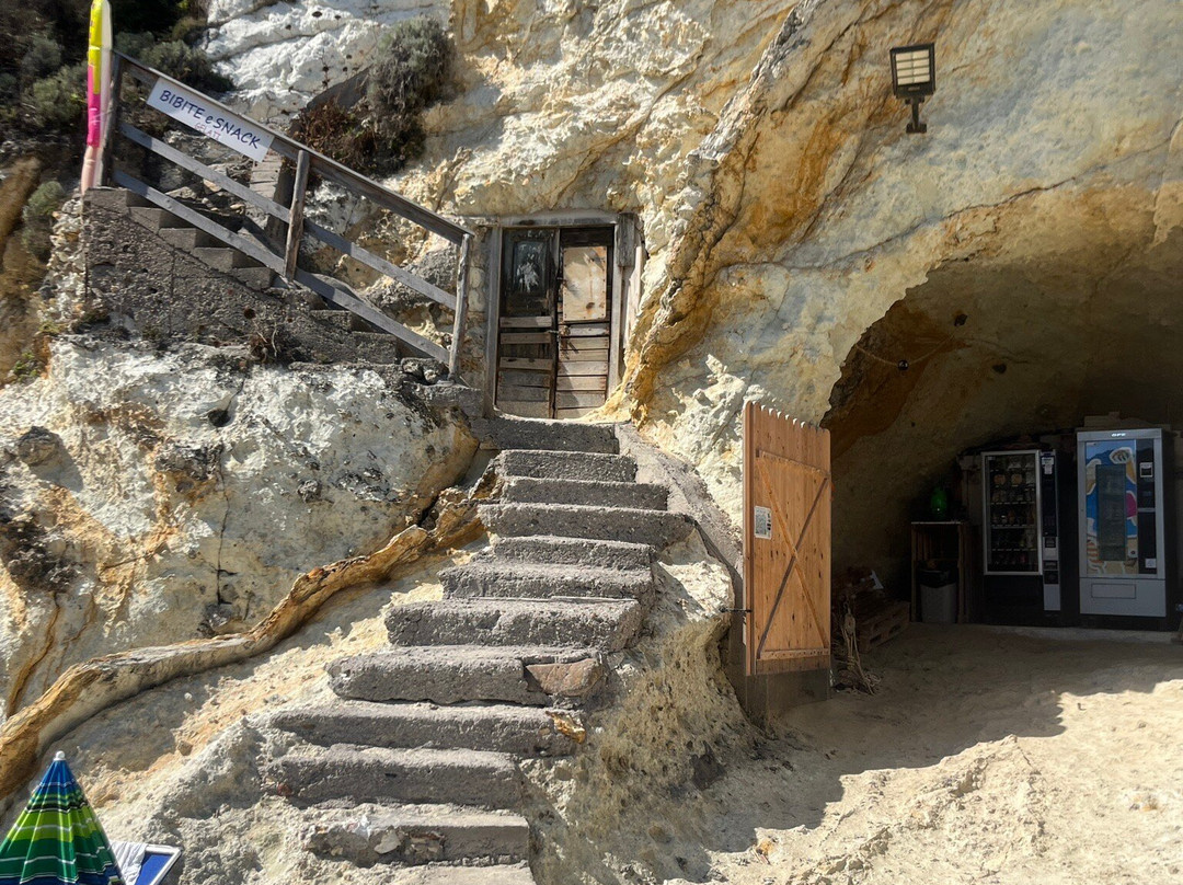 Cala Cavone景点图片