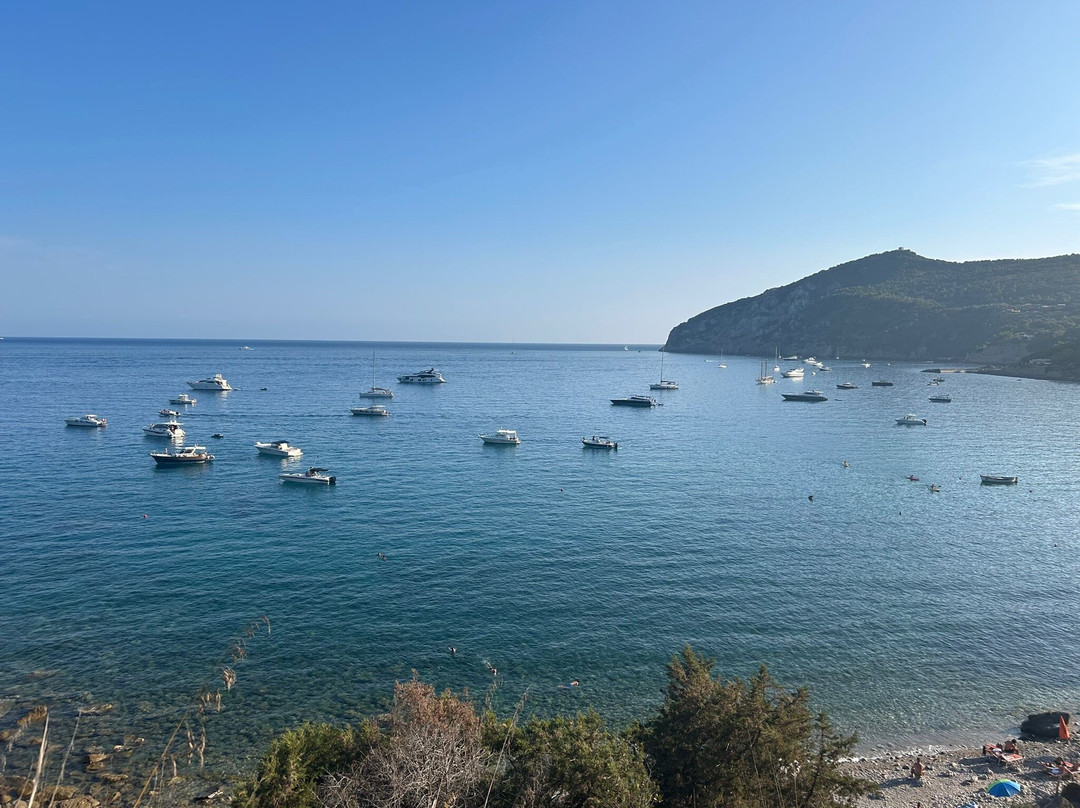 Spiaggia Lunga景点图片