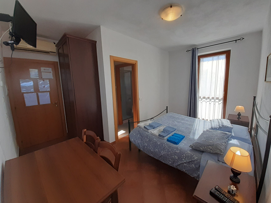 拉维尔贝纳住宿加早餐酒店主图