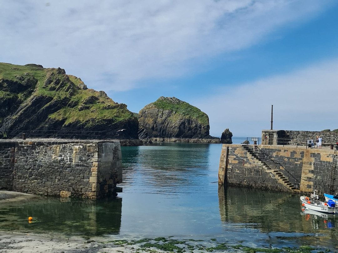 Mullion Cliffs National Nature Reserve景点图片