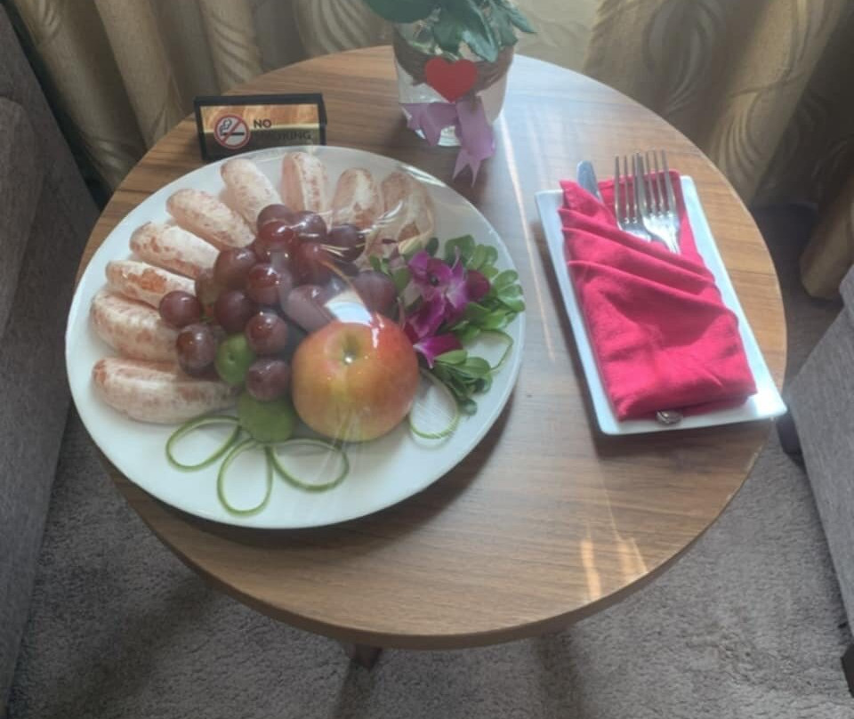 芳东大酒店主图