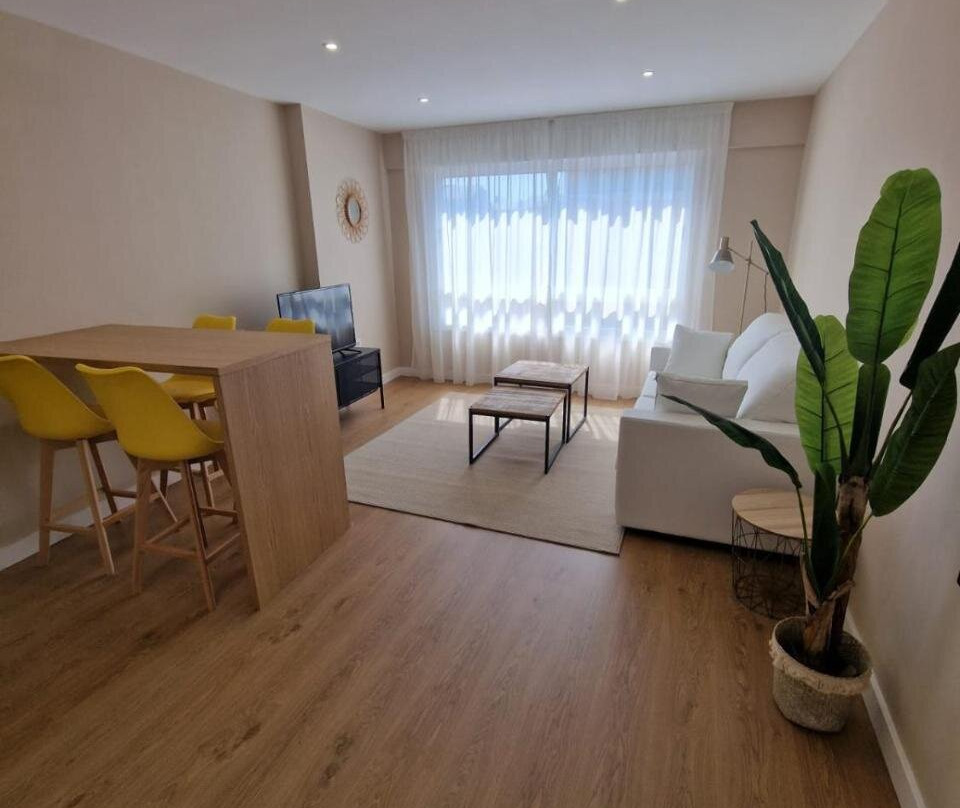 Apartamentos Turísticos MENCÍA