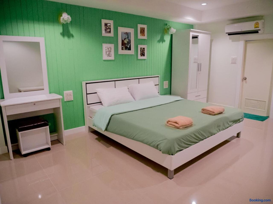 Saen Suk酒店住宿-UJ Apartment
