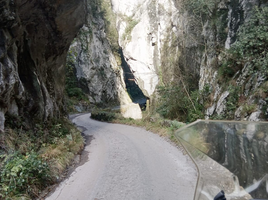 Grotte di Equi景点图片