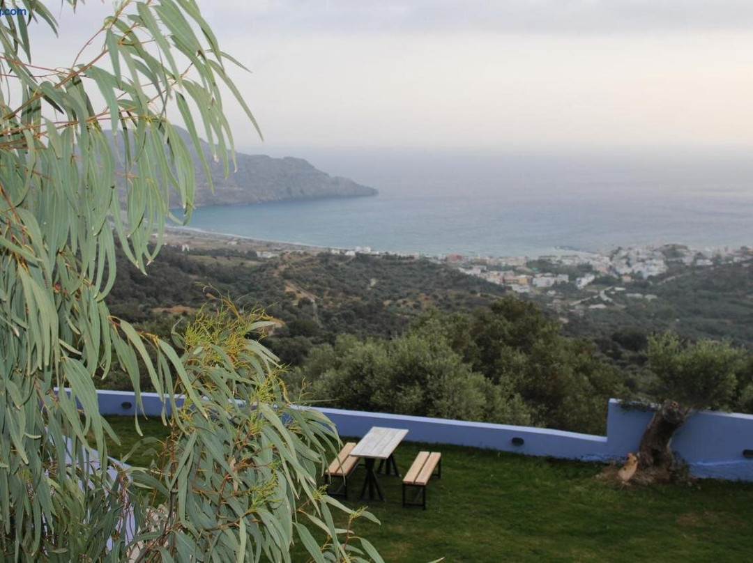 Mirthios Felicity Apartment