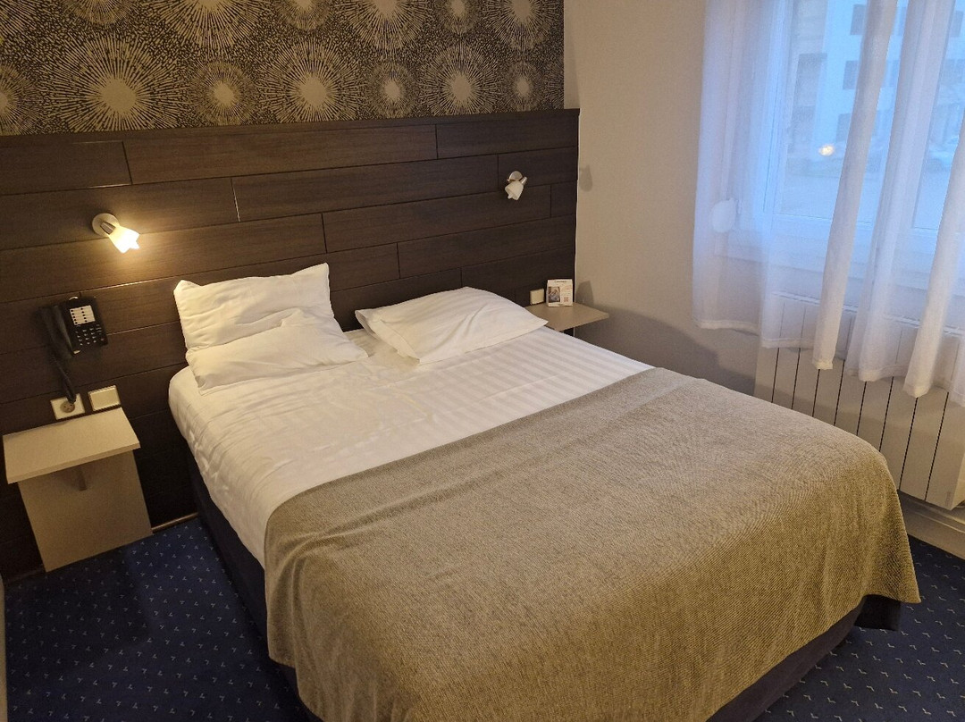 城堡因特尔酒店主图