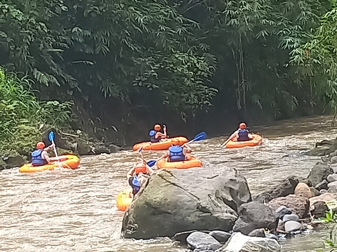 Bali Ayu Transport-库塔必去景点