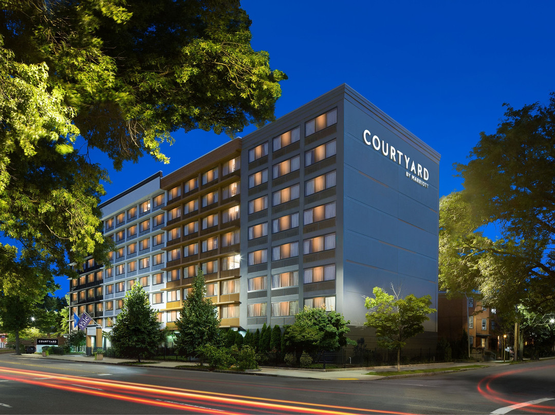 耶鲁纽黑文万怡酒店