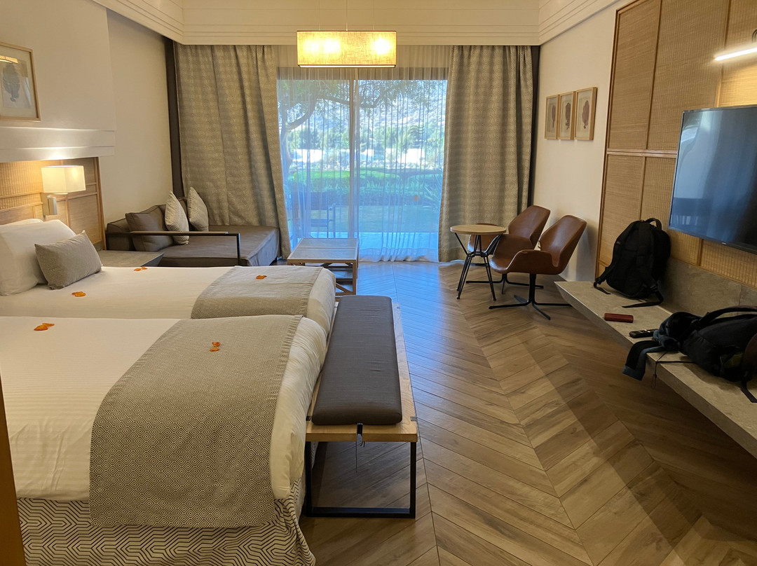 堤基达塔哈佐特悦宜湾奢享酒店主图