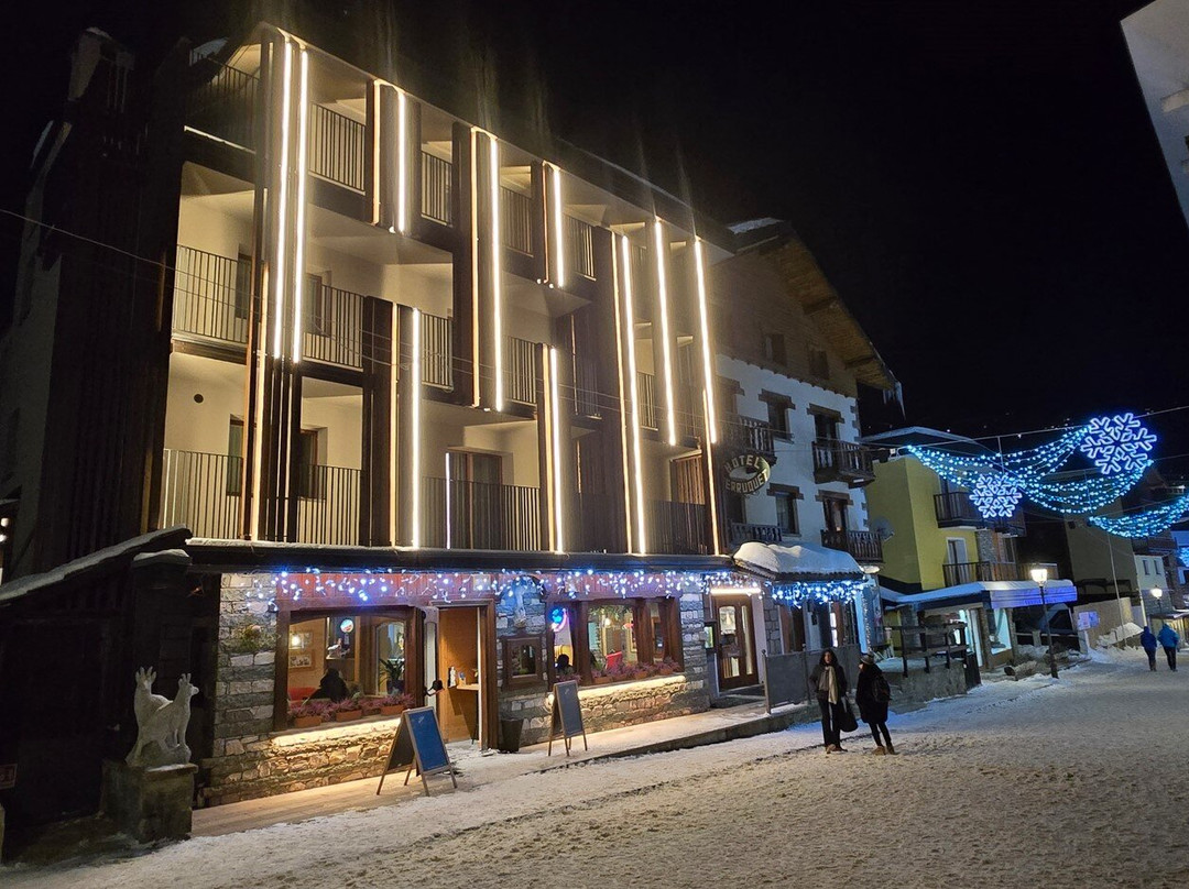 Hotel Perruquet 3 Star Superior - New!