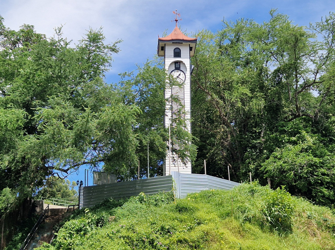 艾京生钟楼-亚庇必去景点