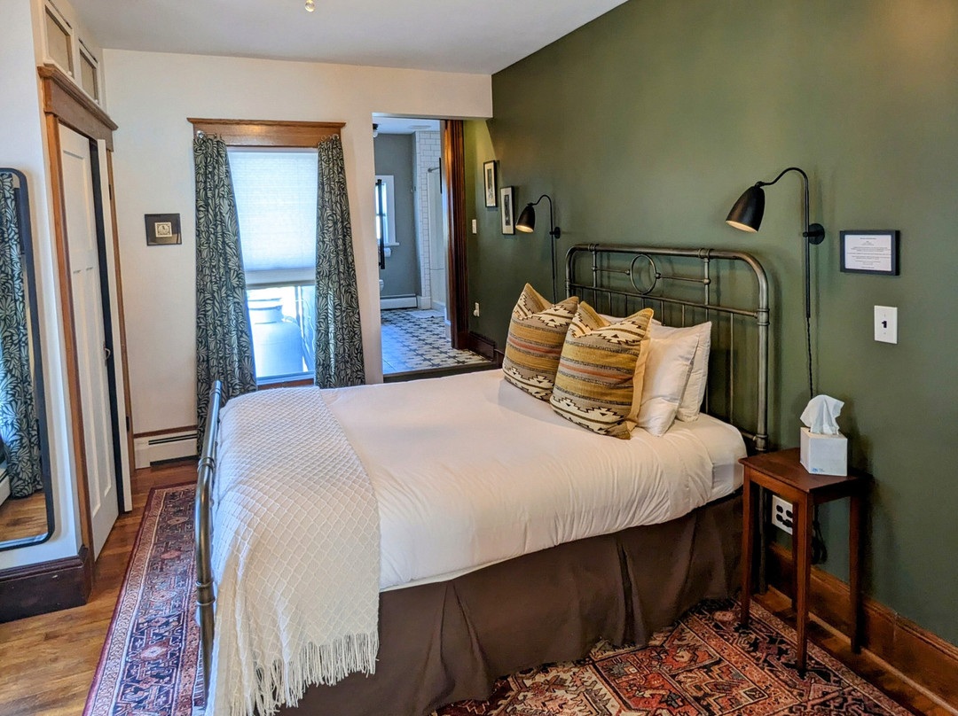 Burdett House Bed and Breakfast主图