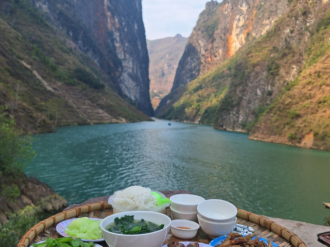 Friendly Ha Giang loop tour景点图片