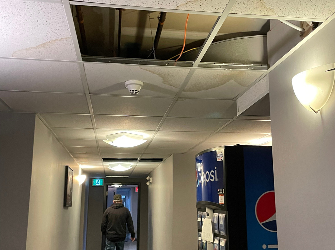 The Barrhead Inn & Suites主图