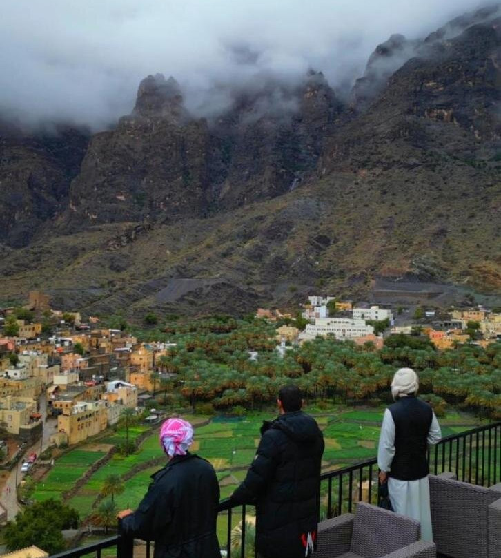 Season Inn Hotel Bald Sayt