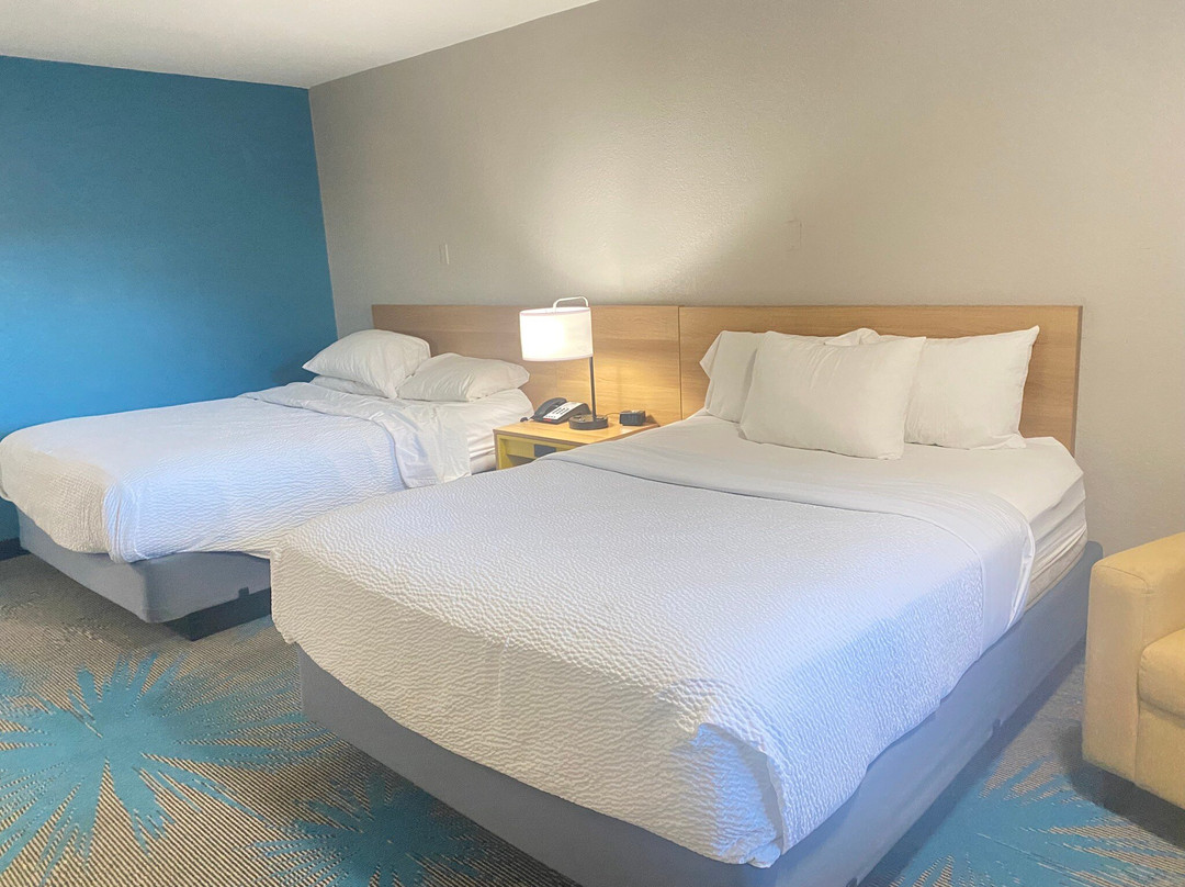 Days Inn & Suites By Wyndham Santa Rosa Nm主图