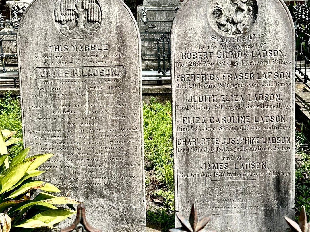 St. Michael's Church景点图片
