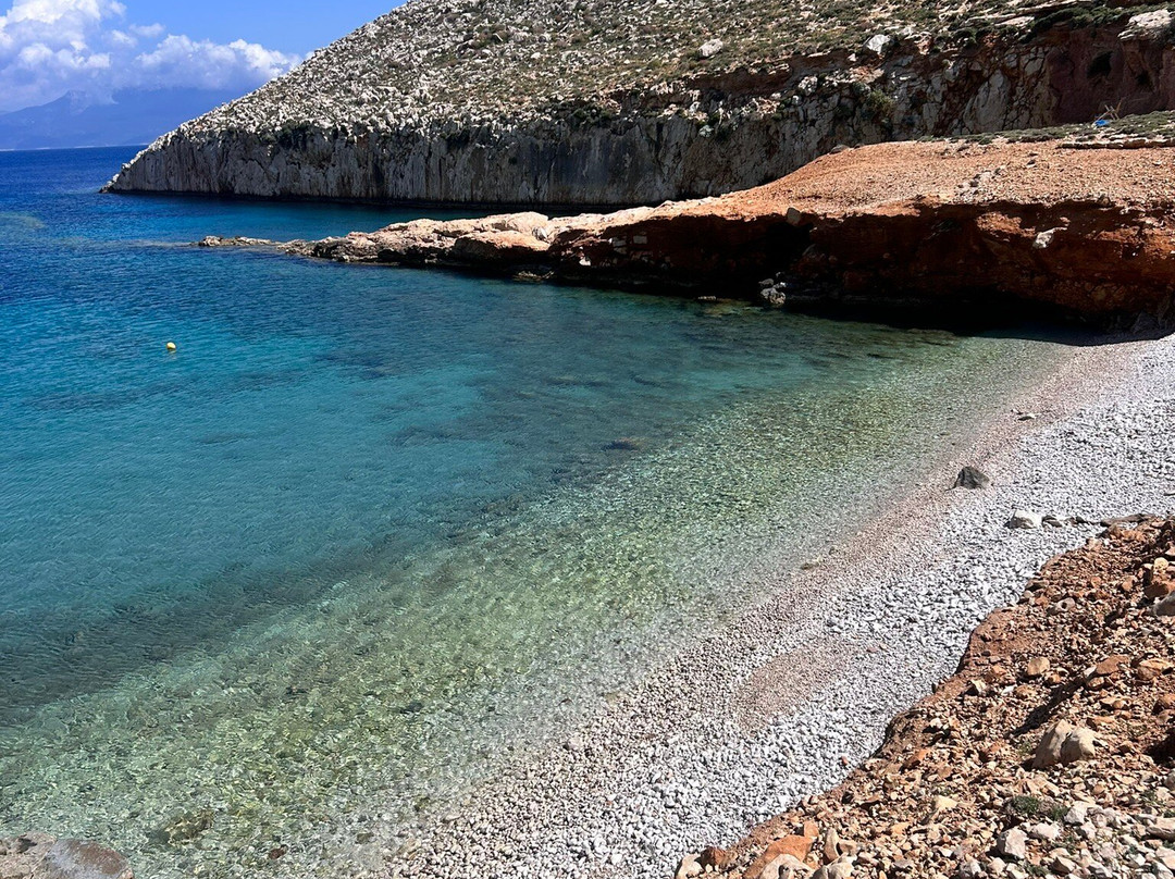 Trachia Beach-Halki必去景点
