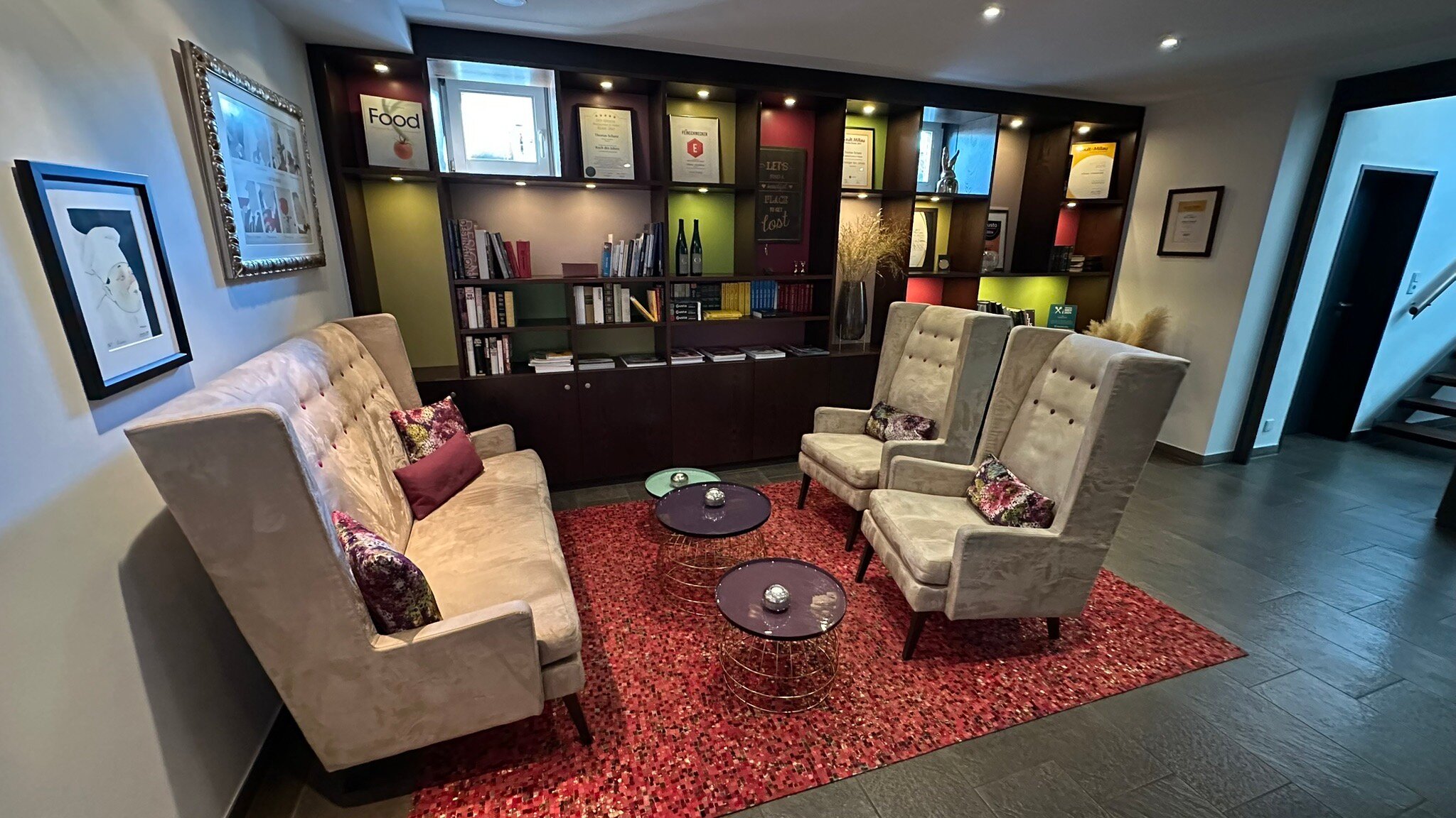 Schanz. Hotel-官方