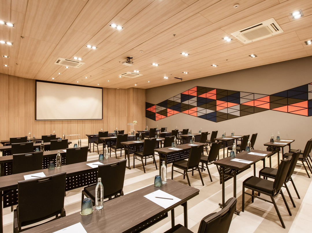 卡塔SIS度假酒店 - 仅限成人主图