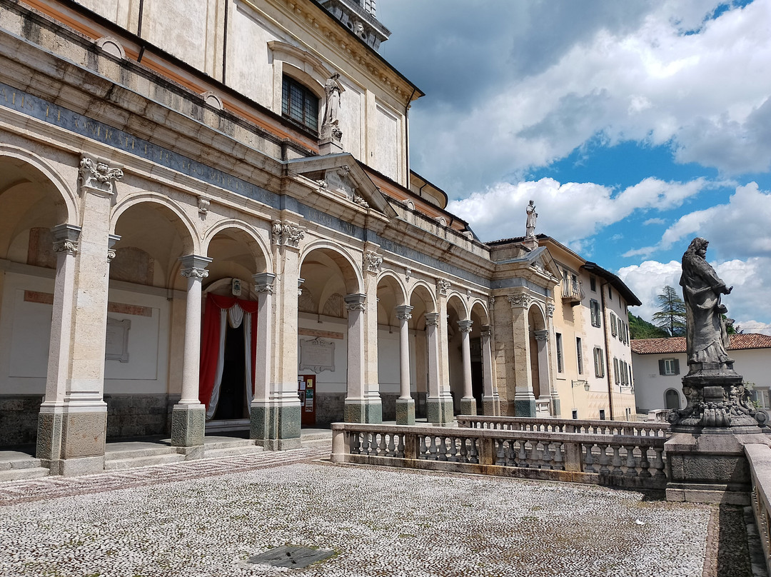 Basilica Di Santa Maria Assunta景点图片