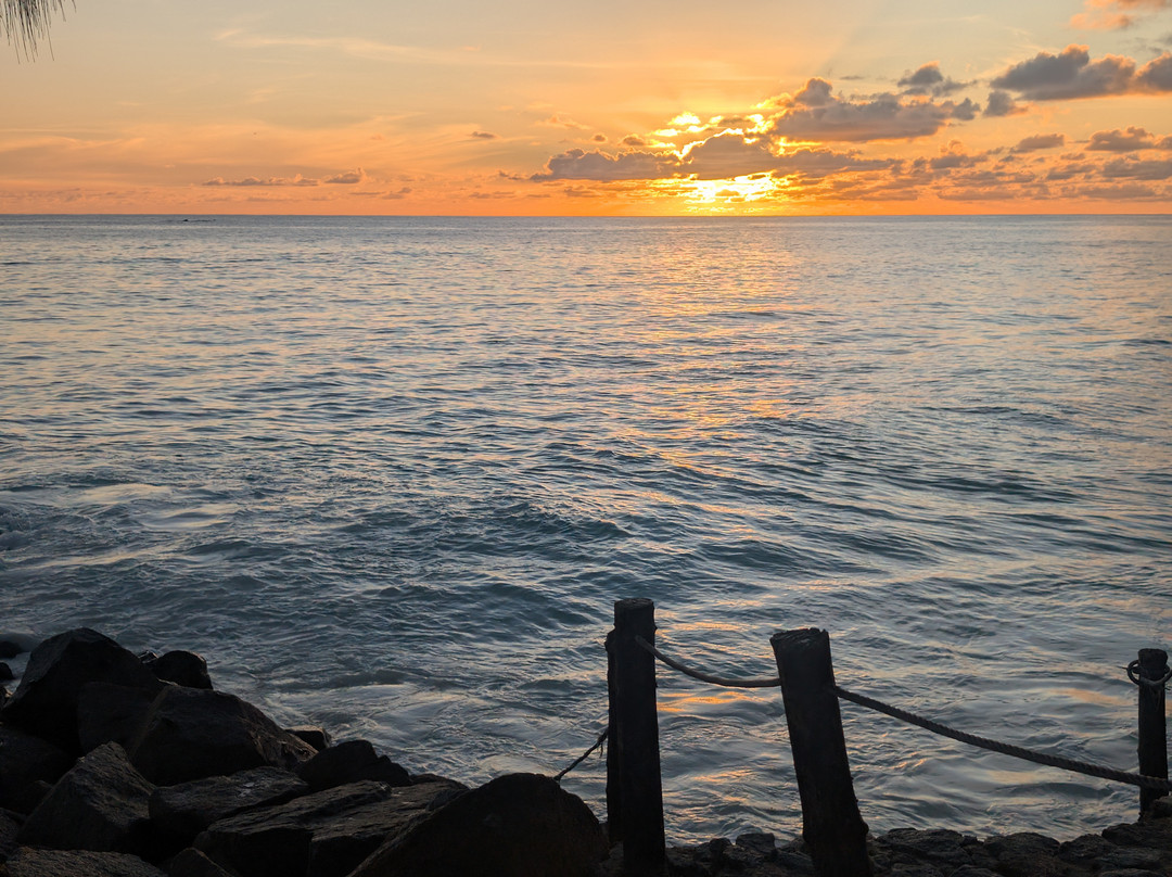 卡斯特罗海滩酒店主图