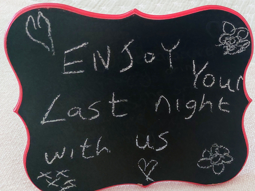 Escape to St Julians主图