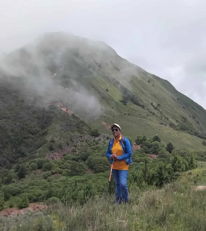 Mbeya Peak Daily Hiking-姆贝亚必去景点