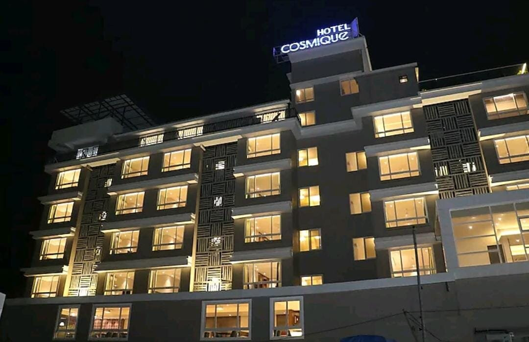 Cosmique Clarks Inn Suites主图