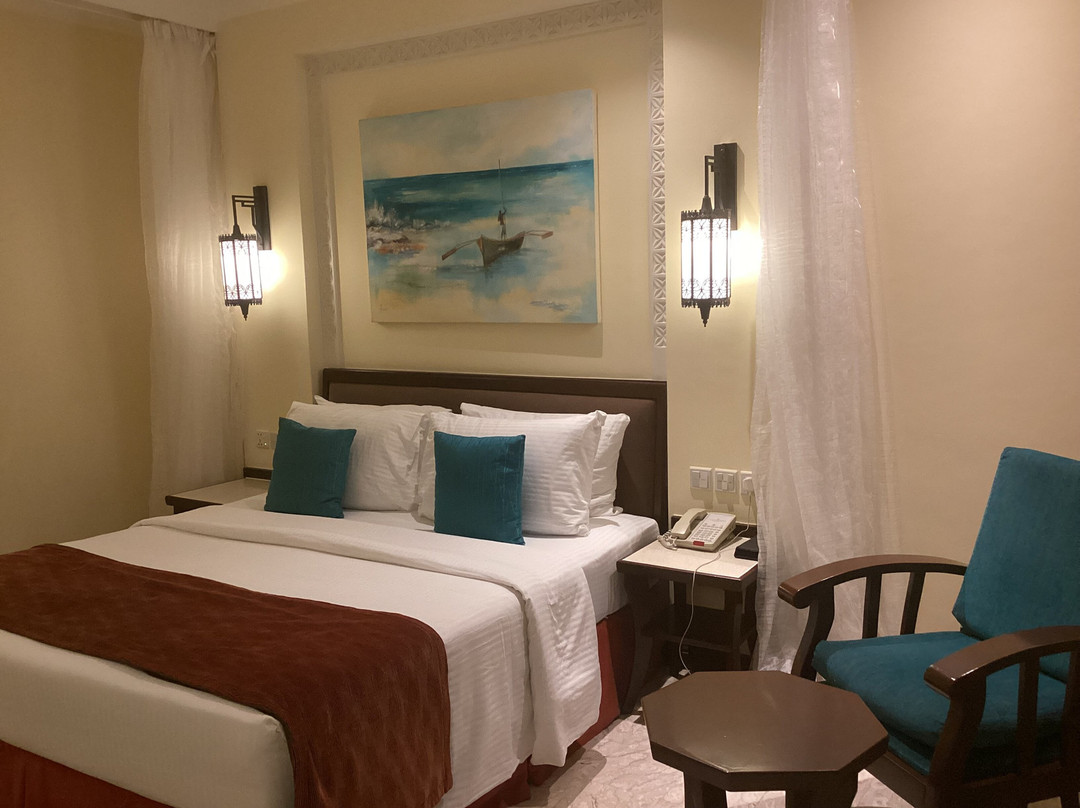 萨罗瓦白沙海滩度假Spa酒店主图