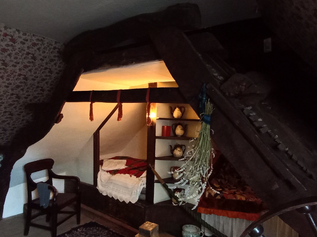 Weaver's Cottage景点图片