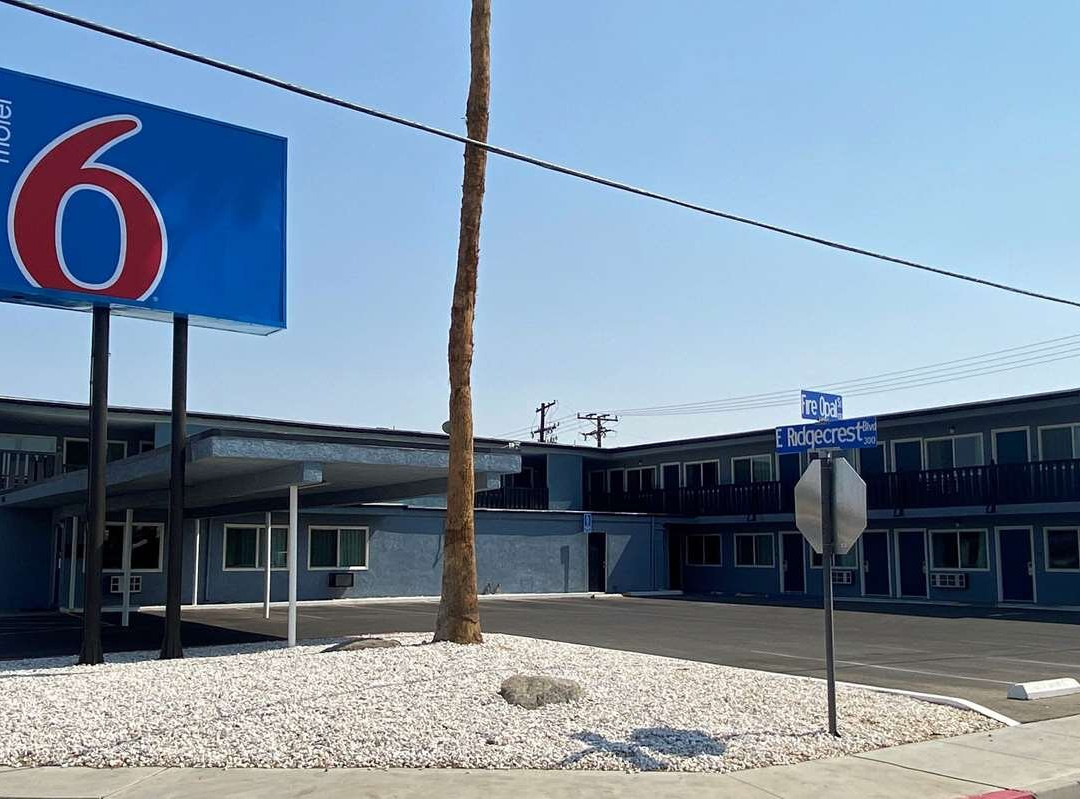 Red Mountain酒店住宿-Motel 6 Ridgecrest, CA -China Lake