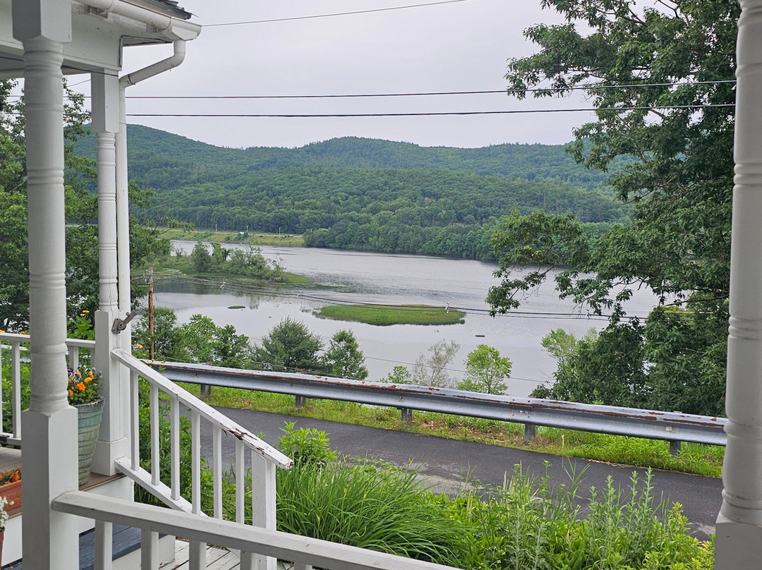 Harvest Barn Inn主图