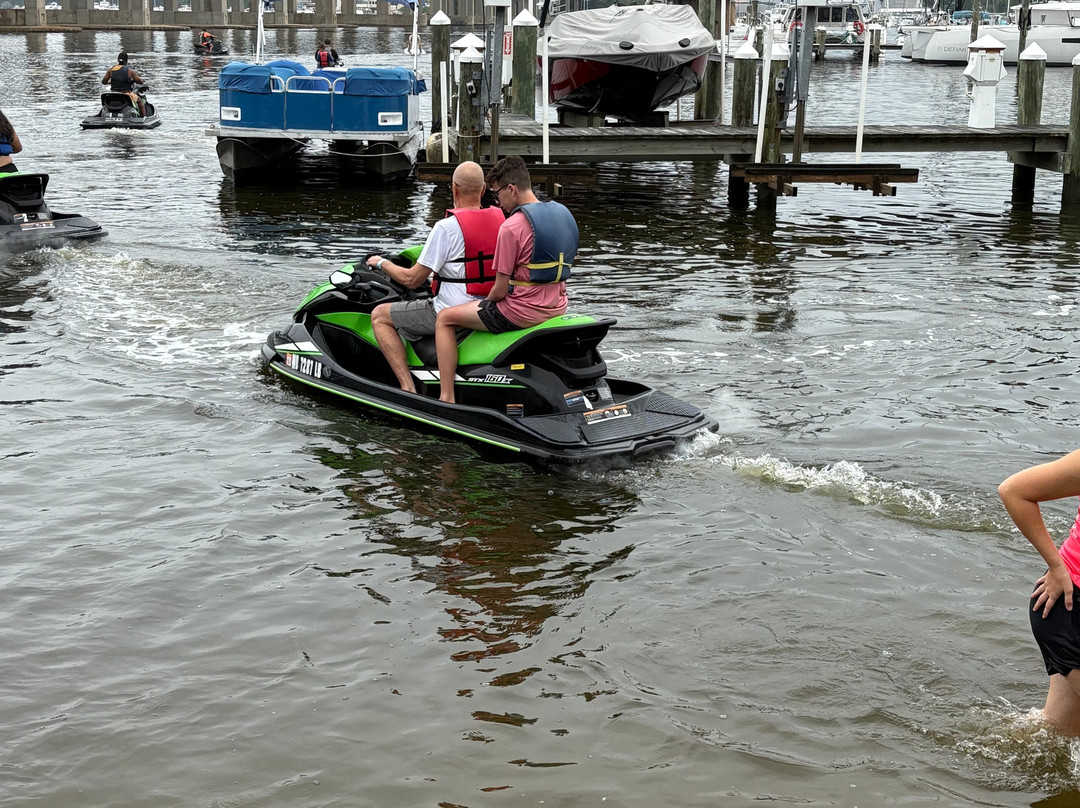 South River Jet Ski Rentals-Edgewater必去景点