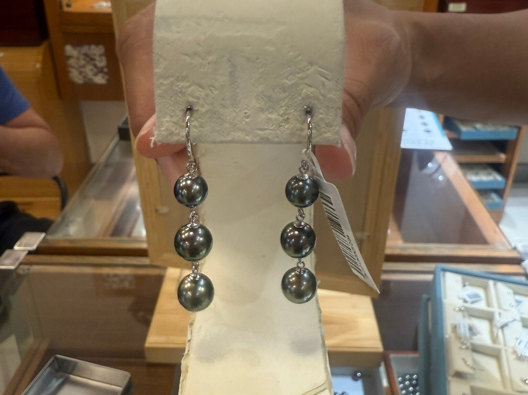 Tahiti Pearl Market-帕皮提必去景点