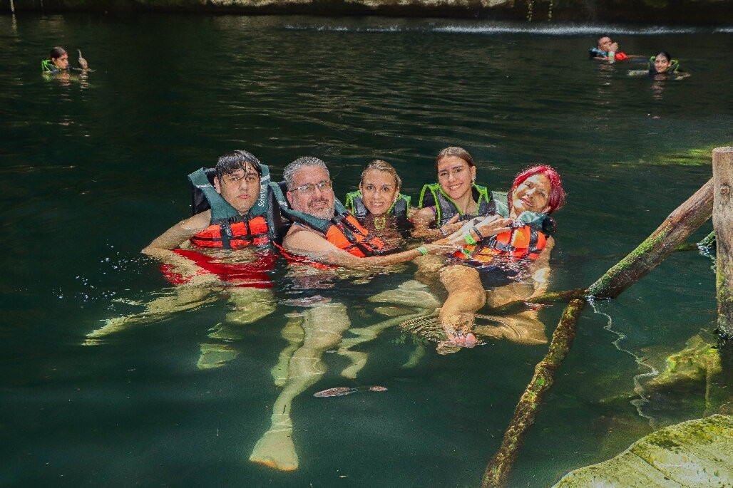 Cenote Saamal-巴利亚多利德必去景点