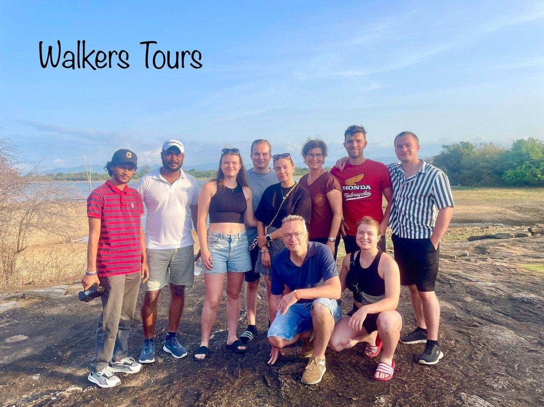 Lankan Travels-尼甘布必去景点