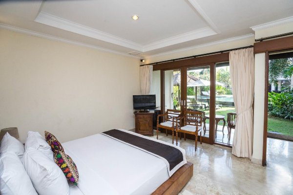 巴厘岛戴安娜别墅酒店-客卧