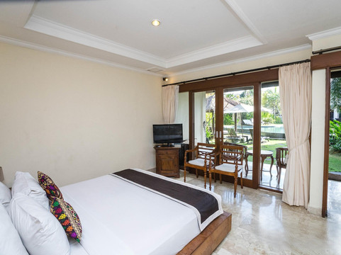 巴厘岛戴安娜别墅酒店主图