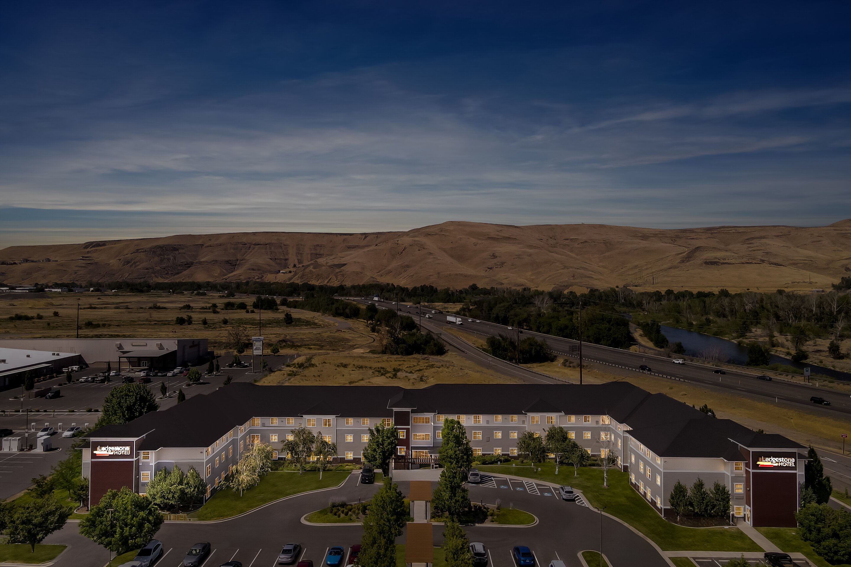 Ledgestone Suites Hotel Yakima-浴室