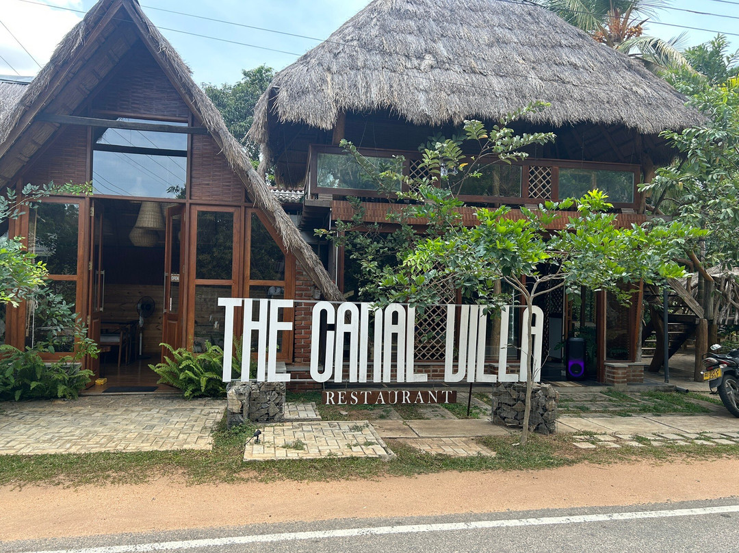 The Canal Villa Cafe & Restaurant