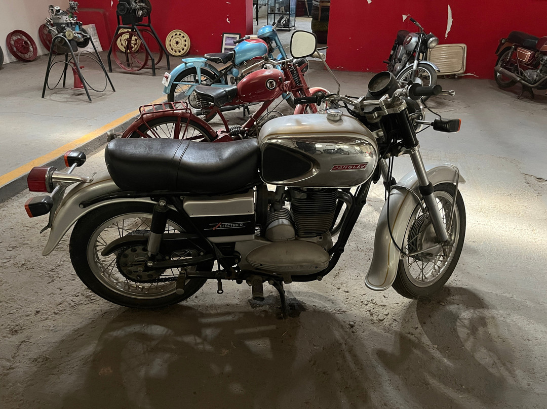 Museo del Automovil-Don Benito必去景点