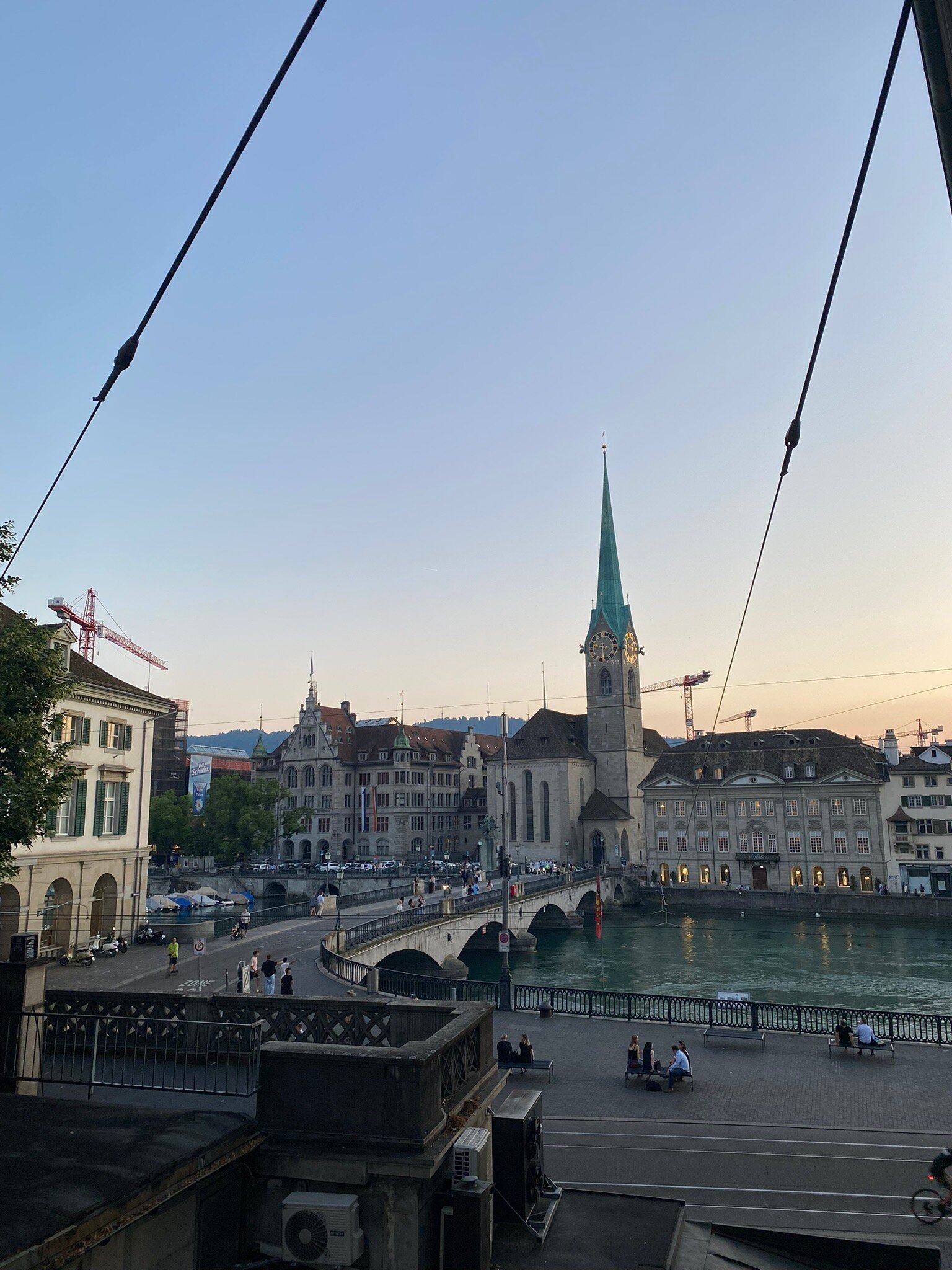 Radisson Hotel & Suites Zurich-官方