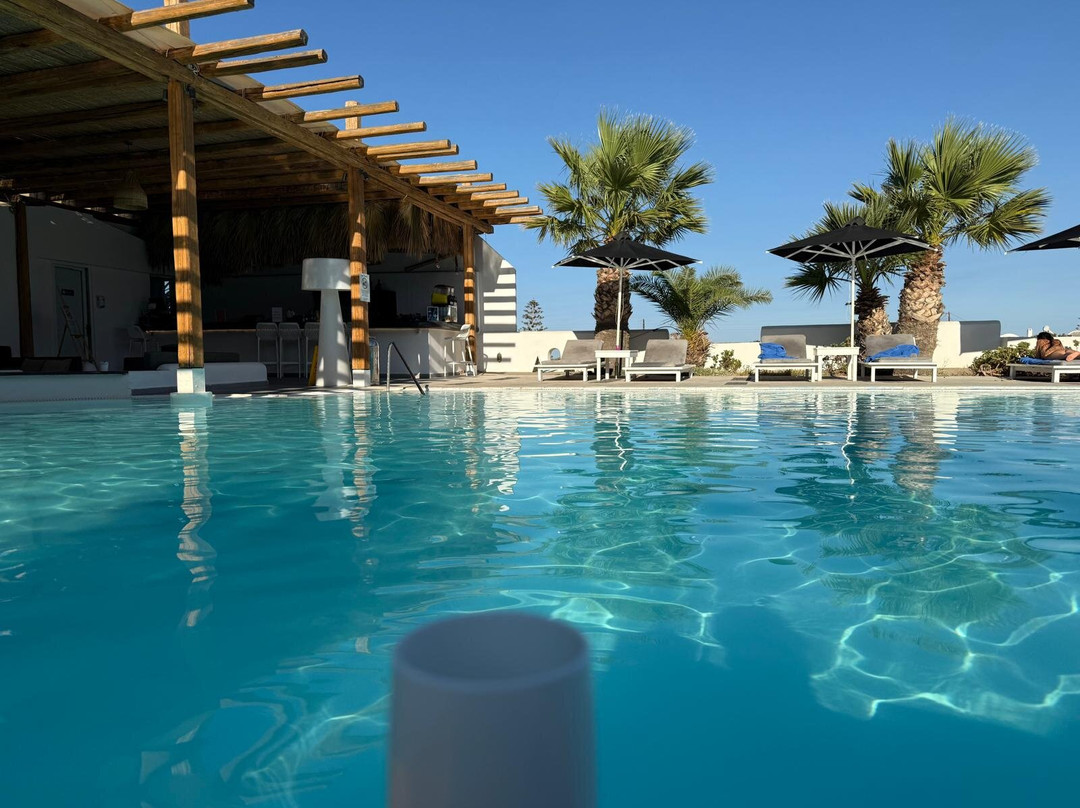 地中海皇家酒店主图