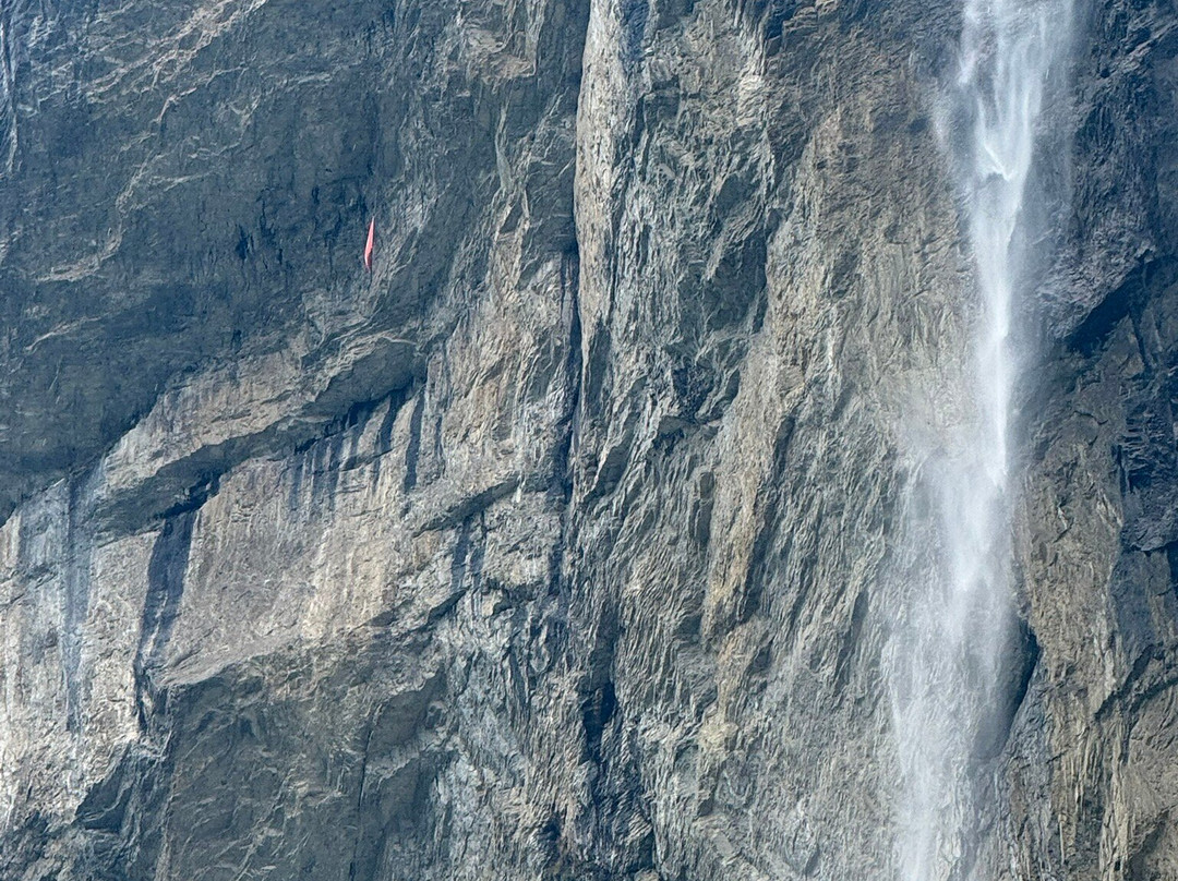 Staubbach Waterfall-劳特布龙嫩必去景点