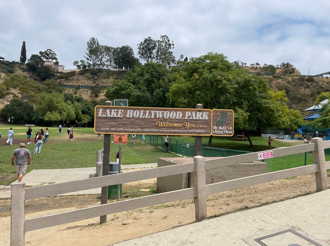 好莱坞湖公园-洛杉矶必去景点