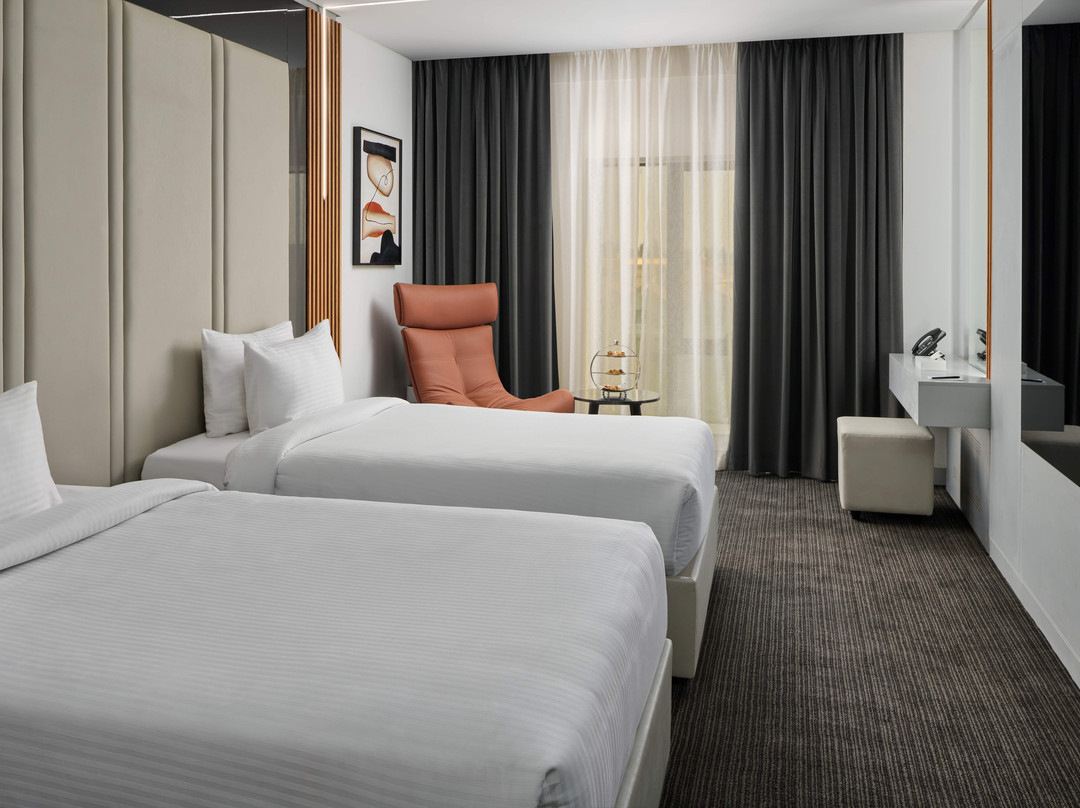 Triumph Luxury Hotel主图